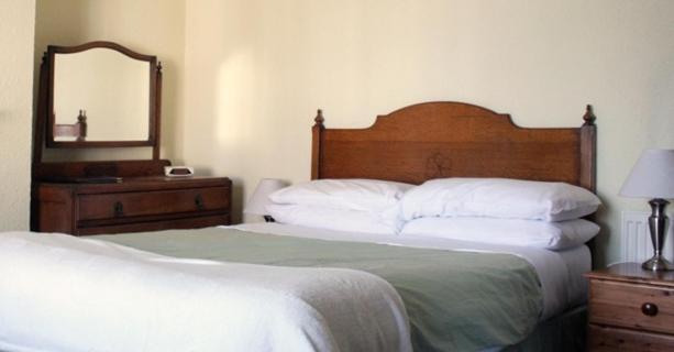 The Knoll Guesthouse Newport  Zimmer foto